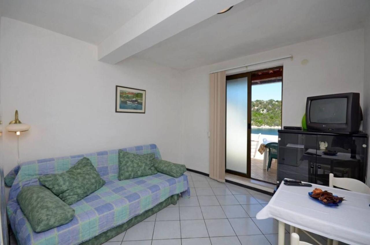 Apartments And Rooms Barbara Lastovo Exterior photo